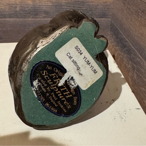 Two FIRTH Sculptures YUM-YUM Cat Sitting & Tinkerbell Paul Jenkins Feline - Picture 6 of 12